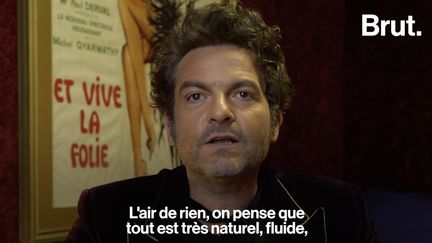 "La rêvalité, c'est de ne pas opposer le rêve et la réalité.” Rêvalité, c’est le nom qu’a choisi Matthieu Chedid pour son nouvel album. Brut a suivi son grand retour sur scène, dans les backstages de son concert aux Folies Bergère.