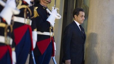 Nicolas Sarkozy sur les marches du palais de l'Elysée, le 8 novembre 2011. (AFP - Lionel Bonaventure)