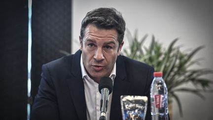 Le directeur général du Stade français, Thomas Lombard, lors d'une conférence de presse le 30 juin 2020. (STEPHANE DE SAKUTIN / AFP)