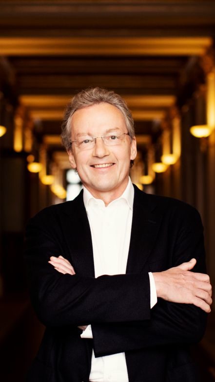 Le chef d'orchestre Franz Welser-Möst, à la tête du Concert du Nouvel An 2023 de l'Orchestre philarmonique de Vienne (Julia Wesely)