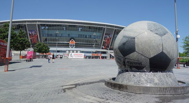 &nbsp; (Le stade du Shakhtar Donetsk, la Donbass Arena © Radio France/Jean-Marie Porcher)