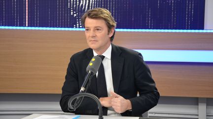 François Baroin, président de l’AMF et responsable du "Rassemblement politique" dans la nouvelle équipe de campagne de Fillon. (RADIO FRANCE / JEAN-CHRISTOPHE BOURDILLAT)