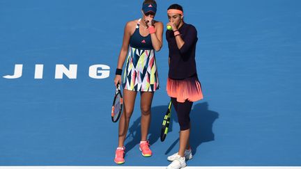 La paire française Kristina Mladenovic-Caroline Garcia (JU HUANZONG / XINHUA)