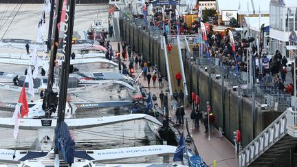 Brest, le 5 janvier 2024. Village de l'Arkéa Ultim Challenge où sont amarrés les maxi-trimarans qui vont s'élancer le 7 janvier, dans cette première édition d'une course en solitaire autour du monde sur des géants des mers. (LIONEL LE SAUX / MAXPPP)