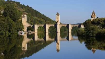 Monument emblématique de la ville de Cahors (Lot), le pont Valentré est également surnommé pont du diable. Découverte. (HAUSER PATRICE / HEMIS.FR)