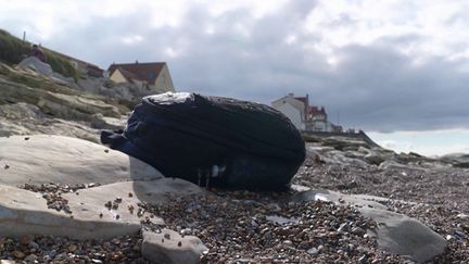 Huit personnes ont perdu la vie, dans la nuit du samedi 14 au dimanche 15 septembre, après avoir tenté de traverser la Manche à destination de la Grande-Bretagne. Parmi les rescapés, plusieurs ont été hospitalisés.