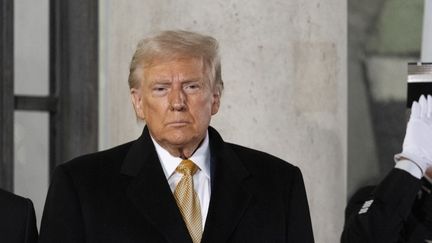 Donald Trump sort de l'Elysée après une réunion, à Paris, le 7 décembre 2024. (MAGALI COHEN / HANS LUCAS / AFP)