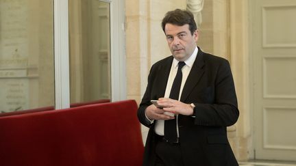 Le député Les Républicains Thierry Solère photographié à l'Assemblée nationale le 15 décembre 2015. (MAXPPP)