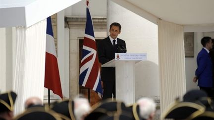 Nicolas Sarkozy en train de prononcer un discours au Royal Chelsea Hospital à Londres le 18 juin 2010 (AFP - LIONEL BONAVENTURE)