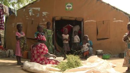 Capture d'écran du reportage de l'AFP sur la vie dans un camp de Maiduguri. (AFP/FTV)