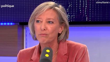 Sophie Cluzel, secrétaire d’État chargée des personnes handicapées, invitée de l'émission Tout est politique, vendredi 12 janvier, sur franceinfo. (FRANCEINFO)