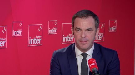 Olivier Véran, porte-parole du gouvernement, invité de France Inter ce mercredi 21 décembre 2022 (FRANCE INTER / RADIO FRANCE)