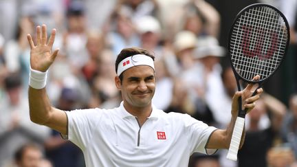 Roger Federer, le 6 juillet 2019 à Winbledon. (GLYN KIRK / AFP)