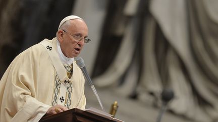 Pédophilie : Le pape François hausse le ton face aux évêques