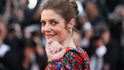 Habituée du Festival, l'actrice Chiara Mastroianni, fille de Catherine Deneuve et Marcello Mastroianni, se prète au jeu des photographes. 
 (Valery HACHE / AFP)