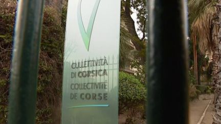 Autonomie de la Corse : un accord trouvé entre le gouvernement et les élus corses (France 2)