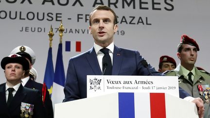 Le président français Emmanuel Macron, le 17 janvier 2019, lors de ses vœux&nbsp;aux armées à Toulouse (Haute-Garonne). (REUTERS)