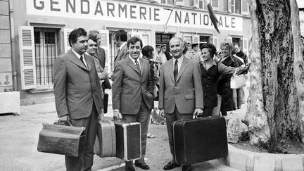 Michel Galabru, Jean Lefebvre et Louis de Funès devant la gendarmerie de Saint-Tropez
 (AFP /ARCHIVE)