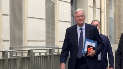 Futur gouvernement : Michel Barnier aux prises avec le camp macroniste au sujet des impôts