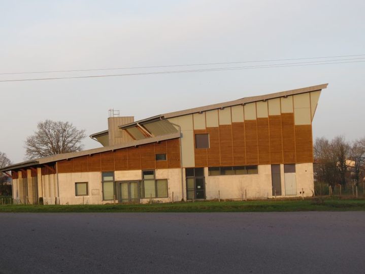 La salle polyvalente de La Remaudière (Loire-Atlantique) encore en chantier. (COLLECTION PRIVEE)