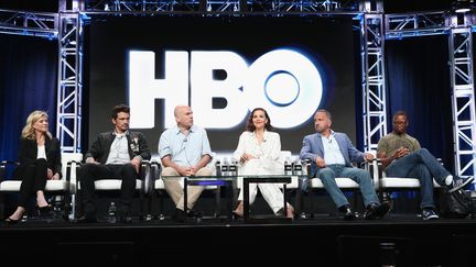 L'équipe du tournage de la série "The Deuce", produite par HBO, à Beverly Hills (Etats-Unis), le 26 juillet 2017. (FREDERICK M. BROWN / GETTY IMAGES NORTH AMERICA / AFP)