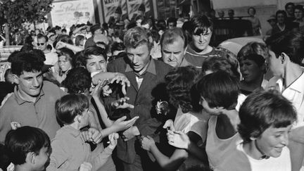 Johnny et ses fans : l'amour à la folie