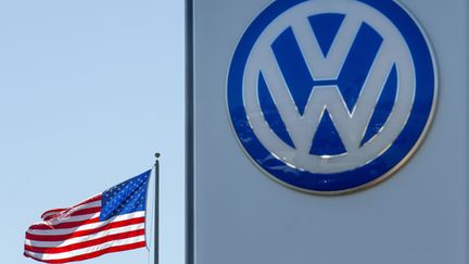 &nbsp; (Le constructeur automobile allemand Volkswagen a trouvé "un accord de principe" pour éviter un procès aux Etats-Unis dans l'affaire des moteurs diesels manipulés pour tromper les normes anti-pollution © REUTERS/Mike Blake)