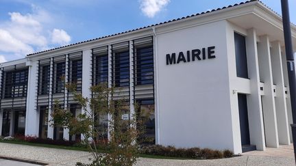 La mairie de Longeville-sur-Mer (Vendée). (YVES-RENE TAPON)