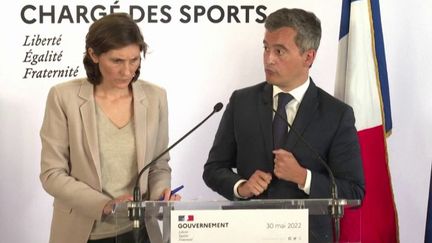 Le feuilleton du fiasco de la gestion de la finale de la Ligue des champions, samedi 28 mai, continue.&nbsp;Un nouveau Conseil des ministres vient tout juste de se terminer, mercredi&nbsp;1er&nbsp;juin.&nbsp;La journaliste Catherine&nbsp;Demangeat&nbsp;est en direct du palais de l'Élysée, et elle explique que Gérald&nbsp;Darmanin&nbsp;aurait été recadré par Emmanuel Macron. (FRANCE 3)