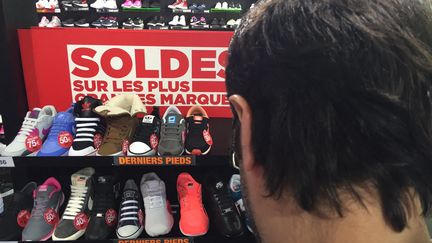 Des soldes dans une galerie commerciale de Dijon (Côte-d'Or). (PHILIPPE RENAUD / FRANCE-BLEU BOURGOGNE)