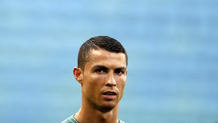 Ronaldo s'entraîne dans un stade de Sotchi (Russie), le 14 juin 2018.&nbsp; (ODD ANDERSEN / AFP)