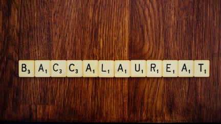 Le mot "baccalauréat" formé avec les lettres du "Scrabble, le 7 juillet 2020, à Paris. (MATHIEU MENARD / HANS LUCAS)