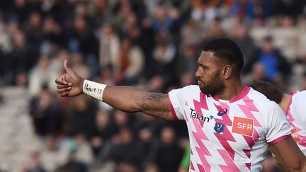 Le joueur du Stade français,&nbsp;Waisea Nayacalevu, le 5 novembre 2016, à Bordeaux. (NICOLAS TUCAT / AFP)