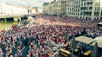 &nbsp; (Les Fêtes de Bayonne ont débutées jeudi soir, dans un contexte tendu  © Benjamin Illy / Radio France)