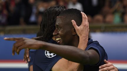 Blaise Matuidi apr&egrave;s avoir inscrit le troisi&egrave;me but du PSG contre le Bar&ccedil;a, mardi 30 septembre. (FRANCK FIFE / AFP)