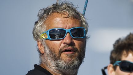 Le skipper suisse Yvan Bourgnon (JEAN-SEBASTIEN EVRARD / AFP)