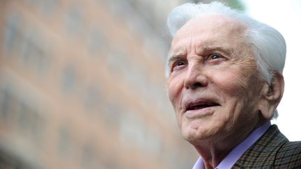 Hollywood : le comédien Kirk Douglas est mort à 103 ans