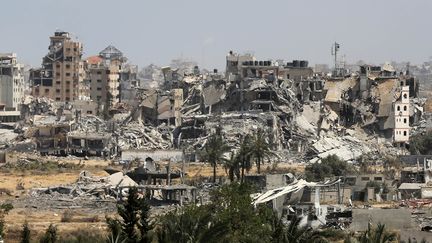 Le corridor de Netzarim, à Gaza, photographié le 21 avril 2024. Selon une enquête du quotidien israélien "Hareetz" parue le 19 décembre 2024, l'armée israélienne tire à l'aveugle dans ce secteur. (ASHRAF AMRA / ANADOLU / AFP)