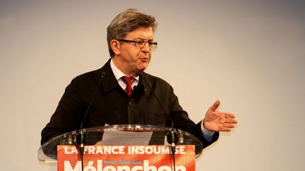 Législatives : la France insoumise veut devenir la seule force d'opposition