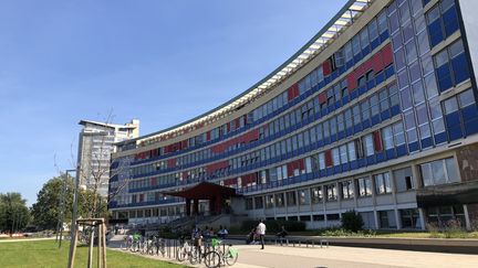 Les étudiants ont retrouvé les bancs de l'Université de Strasbourg mercredi 8 septembre.&nbsp; (NOEMIE BONNIN / RADIO FRANCE)