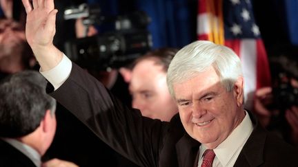 New Gringrich &agrave; Columbia apr&egrave;s sa victoire &agrave; la primaire r&eacute;publicaine en Caroline du Sud le 21 janvier 2012. (RICHARD ELLIS / AFP)