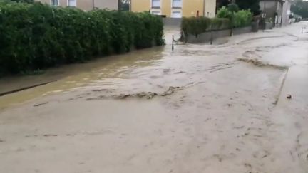 Intempéries : inondations dans le Rhône