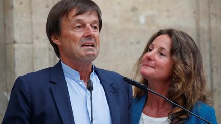 Nicolas Hulot, l'ancien ministre de la Transition écologique, lors de sa passation de pouvoirs avec François de Rugy, le 4 septembre 2018 à Paris.&nbsp; (CHARLES PLATIAU / REUTERS)