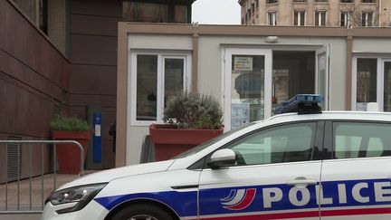 Paris : polémique après le dérapage d’un fonctionnaire de police