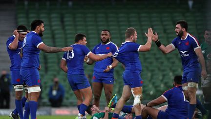 Le XV de France lors de son succès en Irlande, 15-13 lors du Tournoi des Six Nations, le 14 février 2021. (BRIAN LAWLESS / POOL)