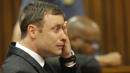  (Oscar Pistorius a essuyé quelques larmes pendant la lecture du verdict de son procès © MaxPPP)