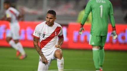 Le Péruvien Paolo Guerrero (CRIS BOURONCLE / AFP)