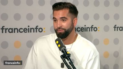 Kendji Girac, artiste, au micro de franceinfo le 5 septembre 2022. (FRANCEINFO / RADIO FRANCE)