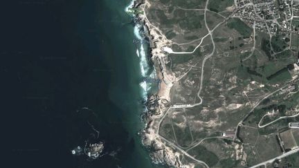 Capture d'&eacute;cran d'une Google Map pointant la plage de Port Bara sur la presqu'&icirc;le de Quiberon (Morbihan), o&ugrave; a &eacute;t&eacute; retrouv&eacute; un jeune de 16 ans, emport&eacute; par une vague, le 5 juillet 2015. (GOOGLE MAPS)