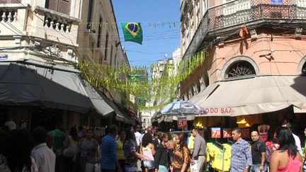 &nbsp; (Une rue décorée du quartier Uruguaiana, dans le centre de Rio © RF/GA)